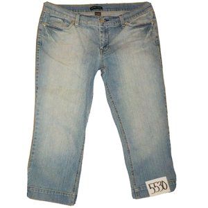 New York & Co Blue Denim Capris Snap Pocket Flaps Womens (36 x 21)